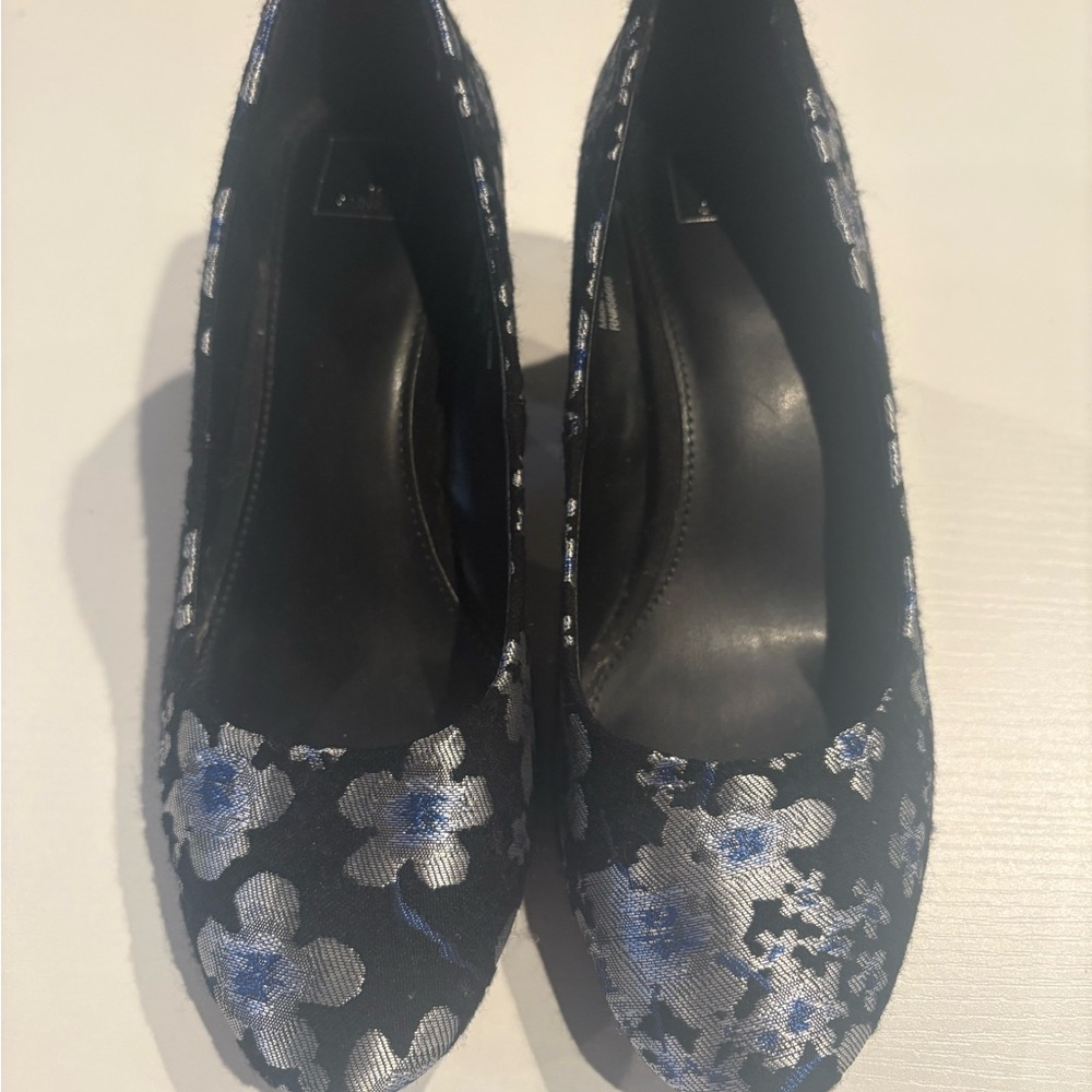 14th & Union Black and Silver Floral Heels